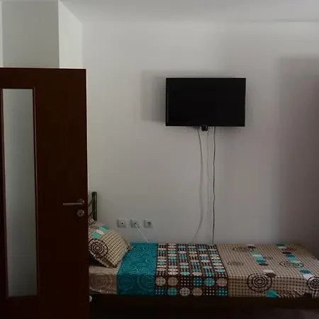 Main Street Апартаменты *