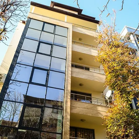 Апартаменты Main Street *